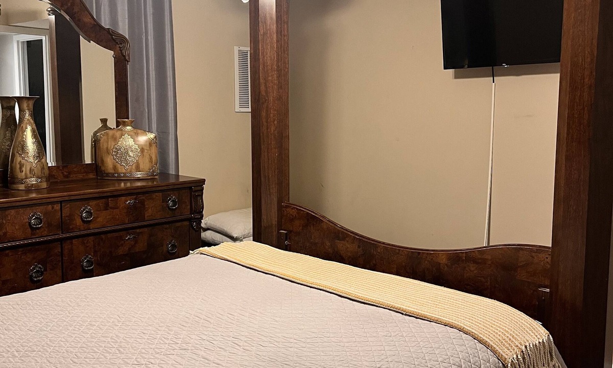 Birmingham Apartment | Highland Suite 102