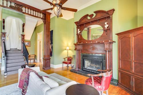 Jeanerette House | Historic Home w/Wraparound Porch + Private Yard!