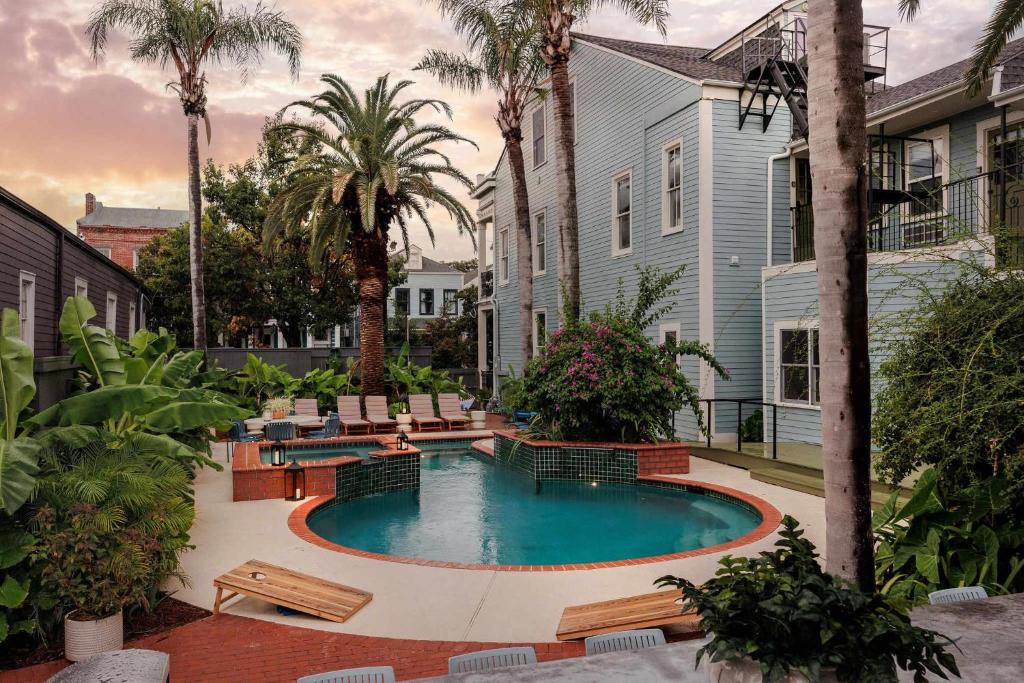 Lower Garden District House | Historic Luxurious Inn Heated Pool & Spa