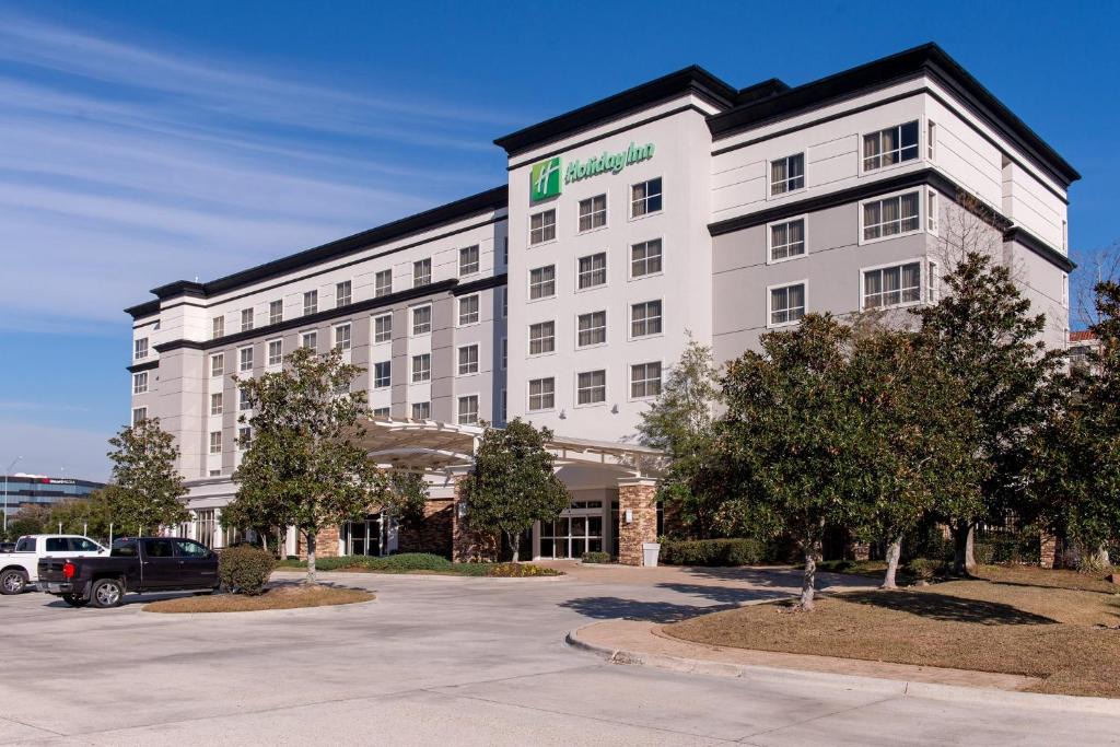 Highlands - Perkins Hotel | Holiday Inn Baton Rouge College Drive I-10 by IHG