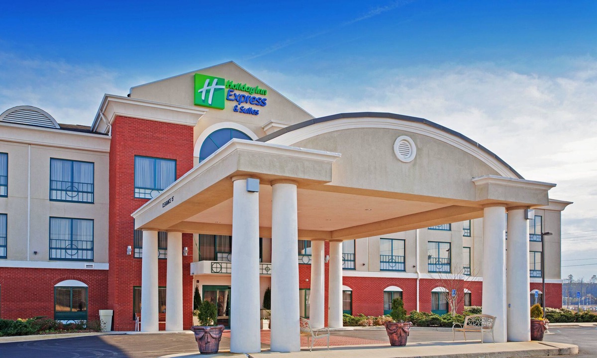 Bessemer Hotel | Holiday Inn Express Hotel & Suites Bessemer, an IHG Hotel