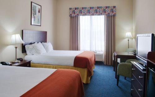 Orange Hotel | Holiday Inn Express Hotel and Suites Orange, an IHG Hotel