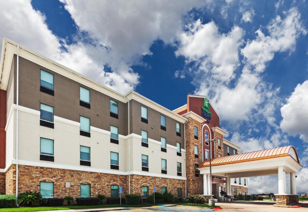 Lakeview  Jefferson County Hotel | Holiday Inn Express Hotel & Suites Port Arthur, an IHG Hotel