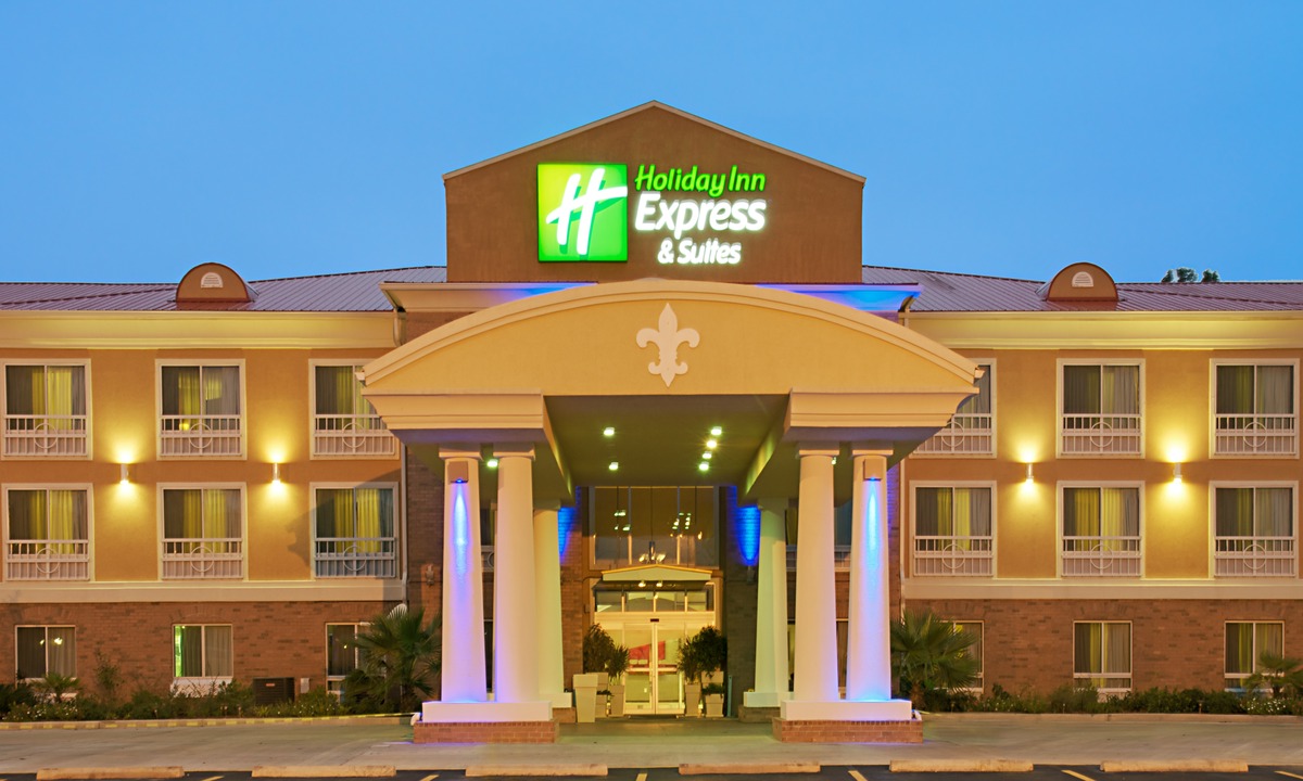 Alexandria Hotel | Holiday Inn Express & Suites Alexandria, an Ihg Hotel
