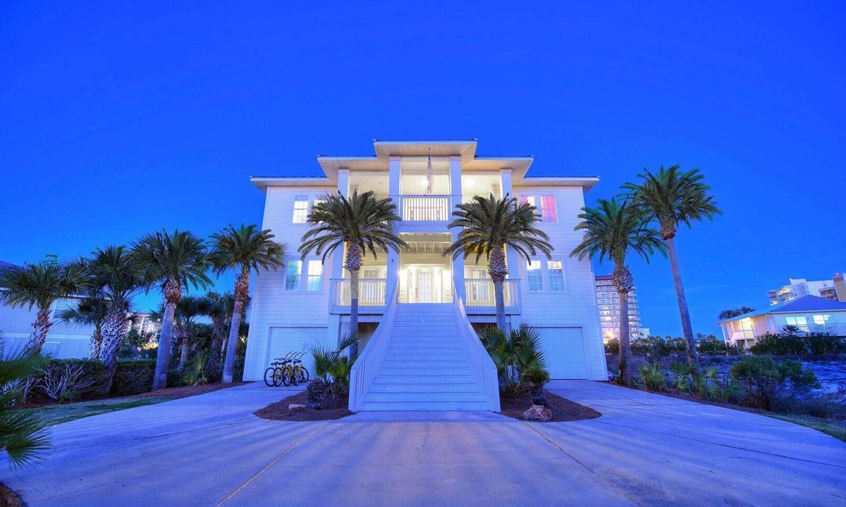 Holiday Isle House | Holiday Isle Home with Pool, Views & Tiki Cruise