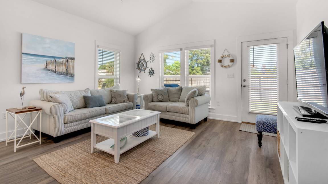 El Centro Beach House | House ∙ 3 bedrooms ∙ 9 guests