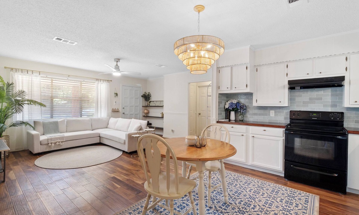 Covington House | House Full of Heart
