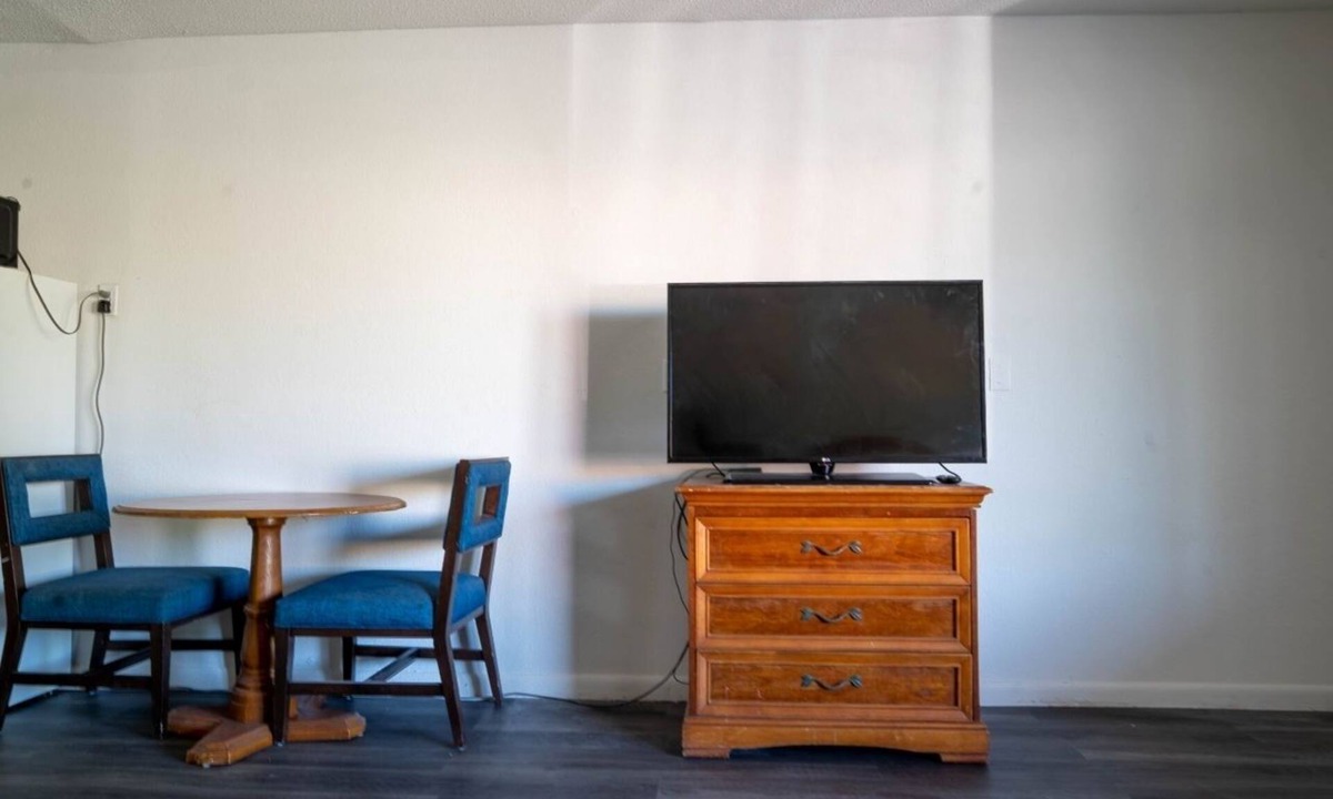 Ocala Hotel | I-75 Gateway: Full Beds, Non-Smoking, 24-Hour Assistance
