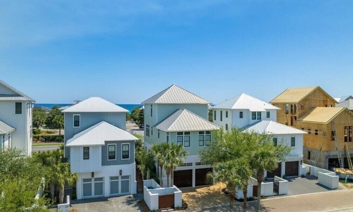 SeaNest Village House | includes golf cart! SeaNest stunner with Gulf views, 4 adult bikes. EV charger