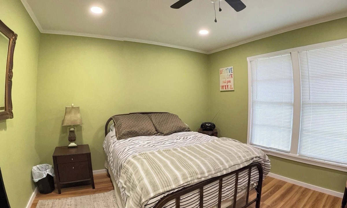 Fairbanks House | Infinity Guest House - Corporate Housing