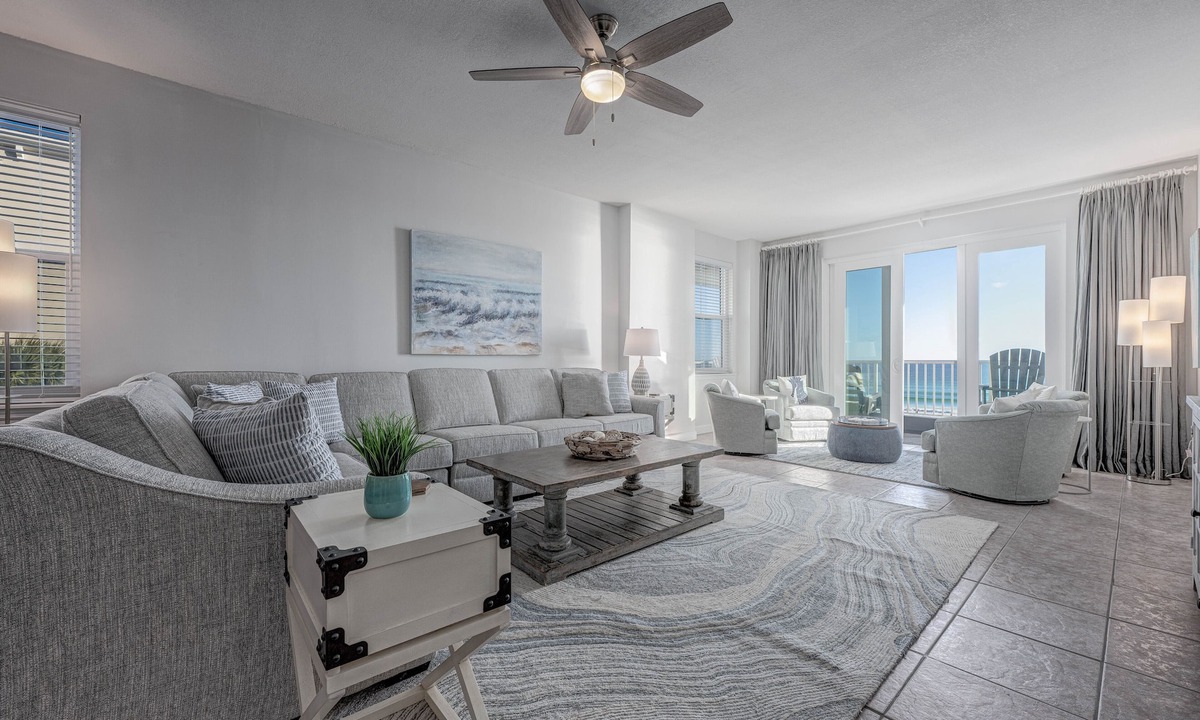 Clipper Cove Condo | Inn at Crystal Beach 301 | by Salt Water Vacations