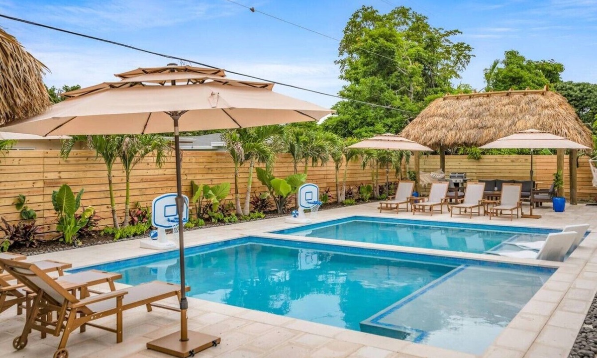 Plantation House | Island Vibe`s Retreat | Pool, Tiki & Cold Plunge