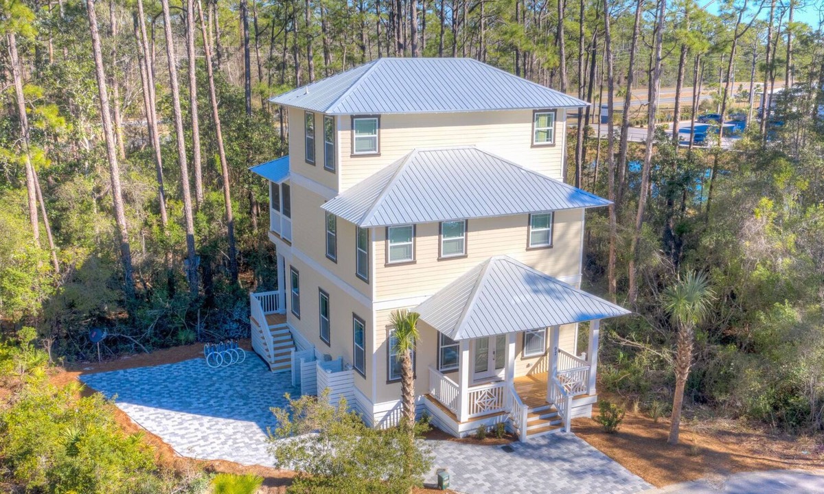 Treetop House | Joie de Vivre: Luxury🏖Pool 🏖Master on Main🏖Sleeps 19 🏖Beach Bonfires in May - Aug 2023