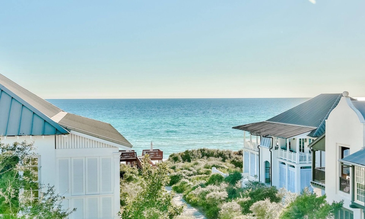 Rosemary Beach Cottage | July savings - Rosemary Beach Cottage, Fabulous Gulf Views, next to beach and on Boardwalk F