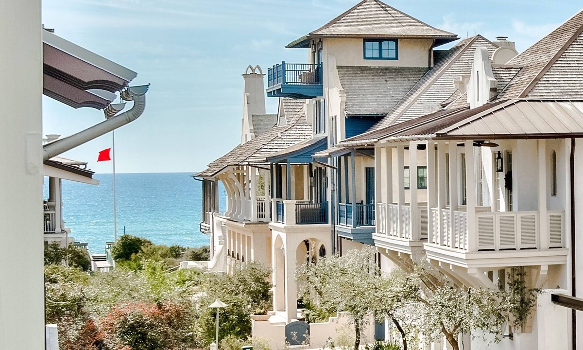 Rosemary Beach Cottage | July special: Madison Cottage, South of 30-A in Rosemary Beach. walk to Beach, Pool and Shoppes.
