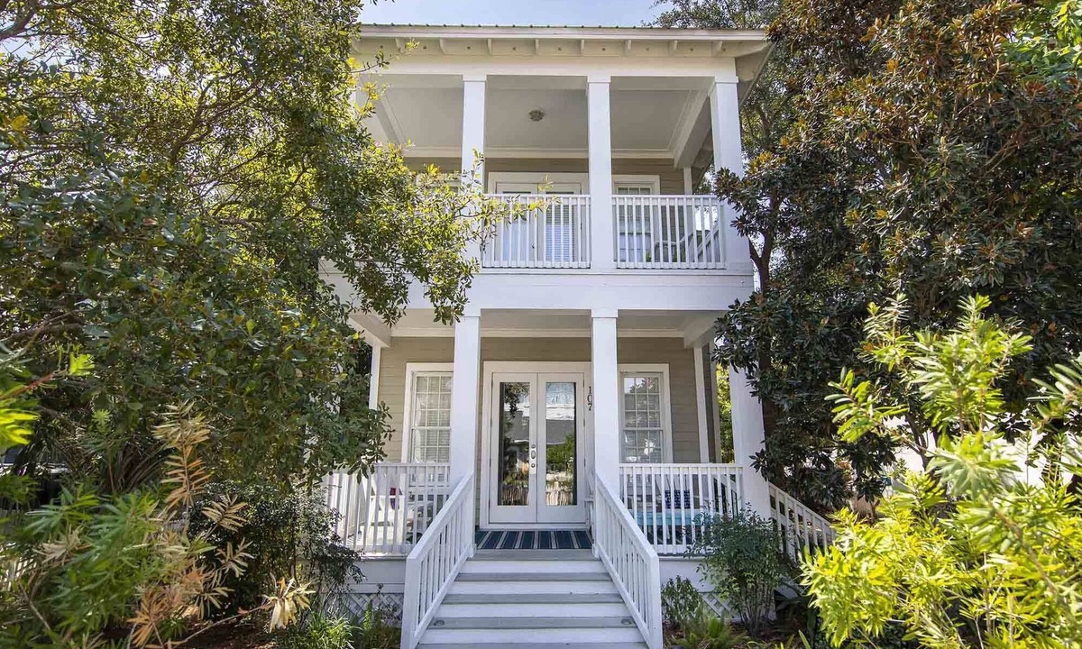 Frangista Beach House | Knot a Care- Less than 200 Yards to Deeded, Private Beach+community pool!
