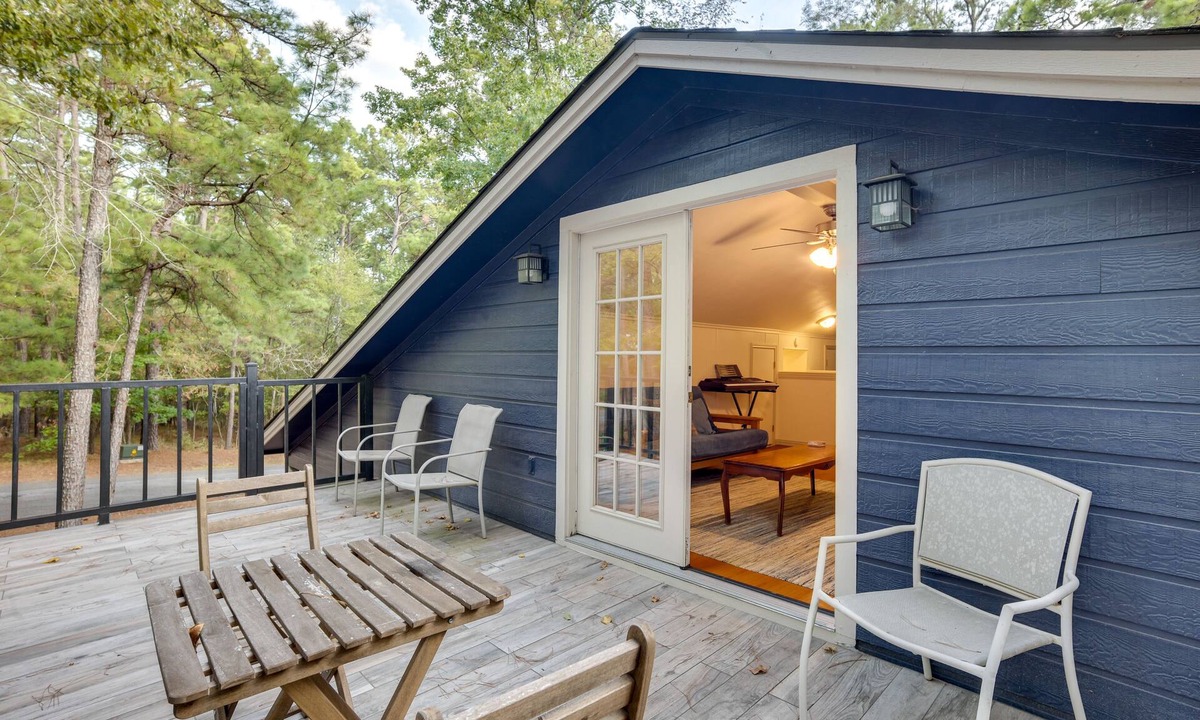 Coldspring Cabin | Lake Livingston Cabin: Half-Mi to the Water!
