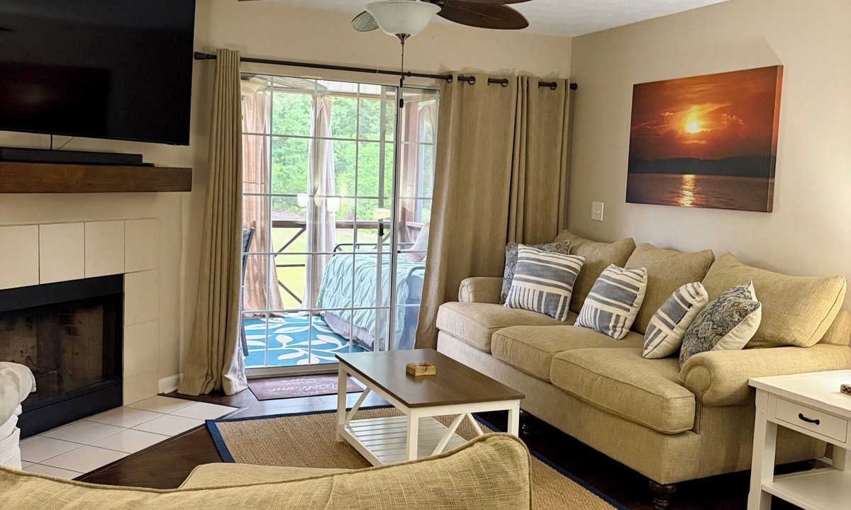 Dadeville Condo | Lake Martin Condo in StillWaters