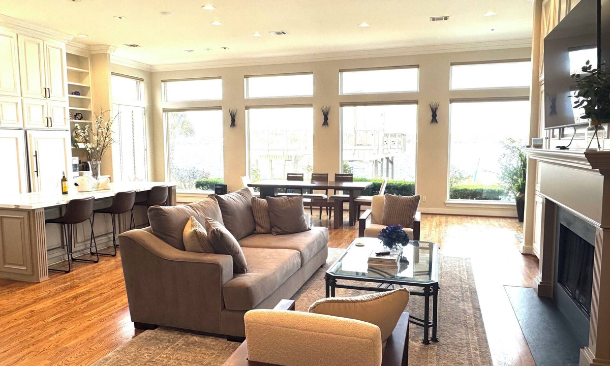 April Sound House | Lake View Bliss