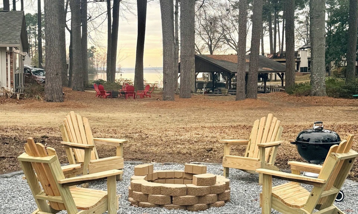 Flowood House | Lakehouse Paradise on the Rez