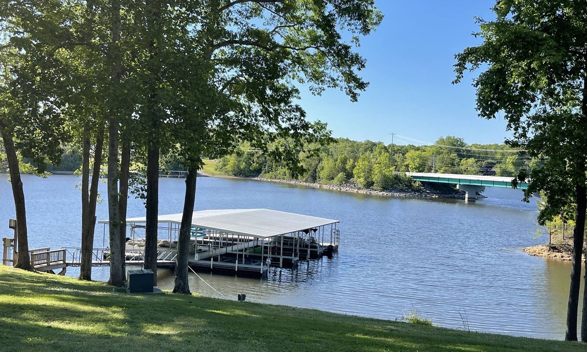 Winchester House | Lakeview Retreat, Covered Boat Slip, Swim Ladder, Sleeps 12