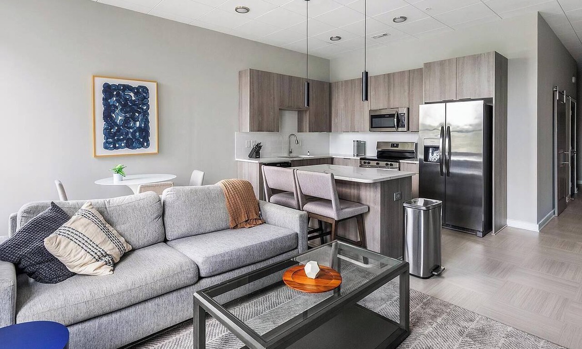Civil Rights Historic District Apartment | Landing | Amazing 3BD in Fountain Heights