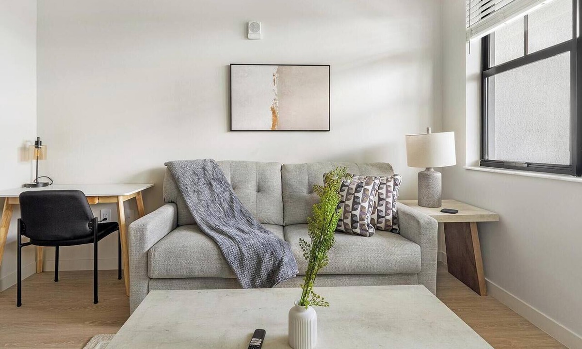 Fort Myers Apartment | Landing | Beautiful 1BD, Gym, Clubhouse