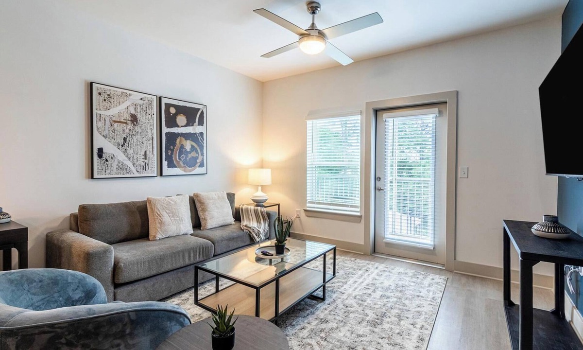 Santa Rosa Beach Apartment | Landing | Chic 1BD, Pool, Gym