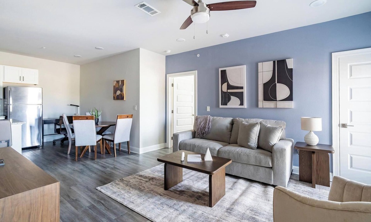 Harvey Apartment | Landing | Incredible 2BD, Gym, Clubhouse