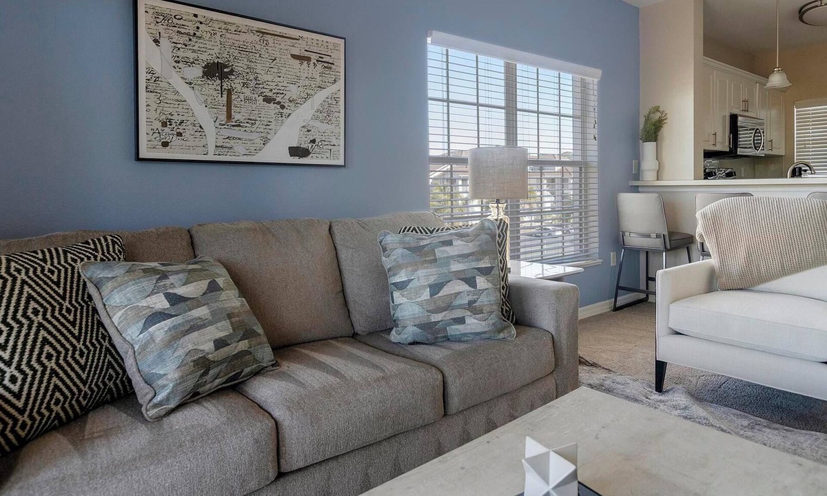 North Port Apartment | Landing | Modern 1BD, Gym, Tennis Court