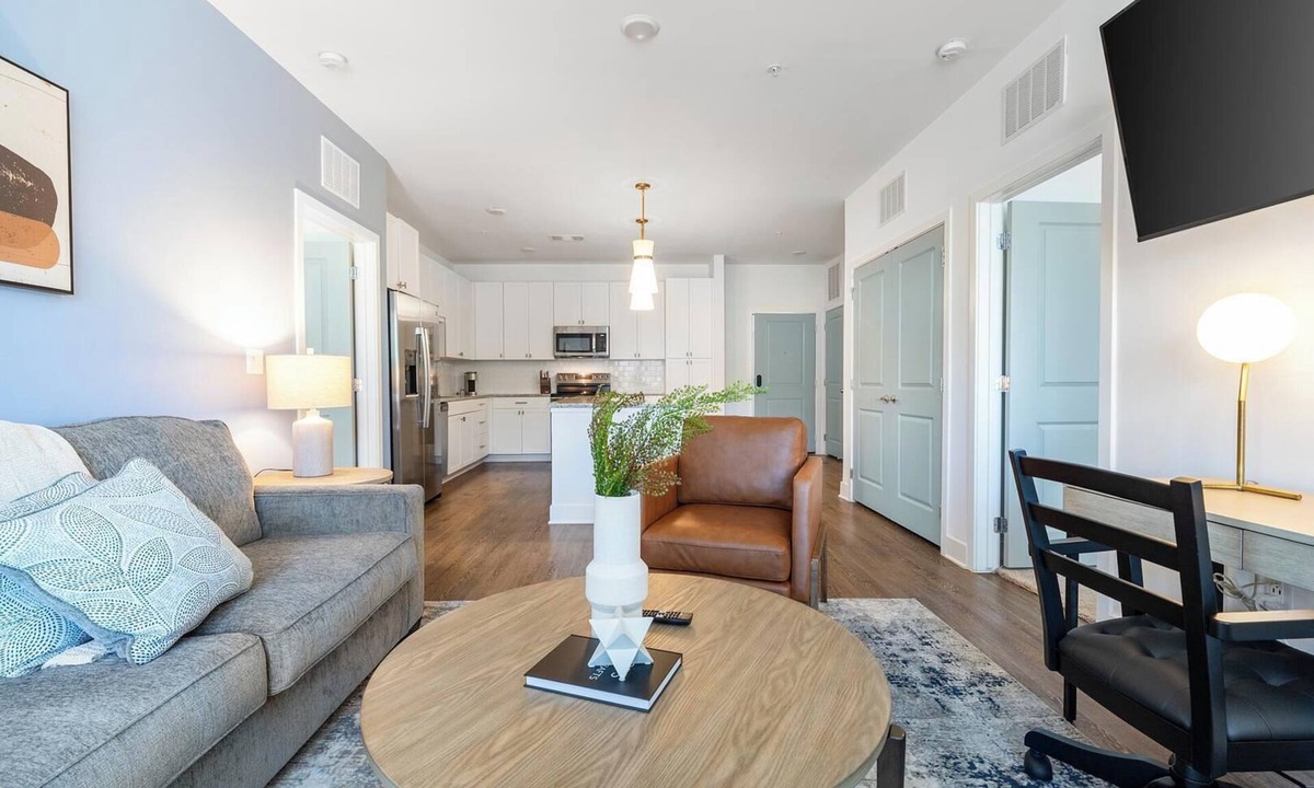 Vero Beach Apartment | Landing | Modern 2BD, Gym, Pool