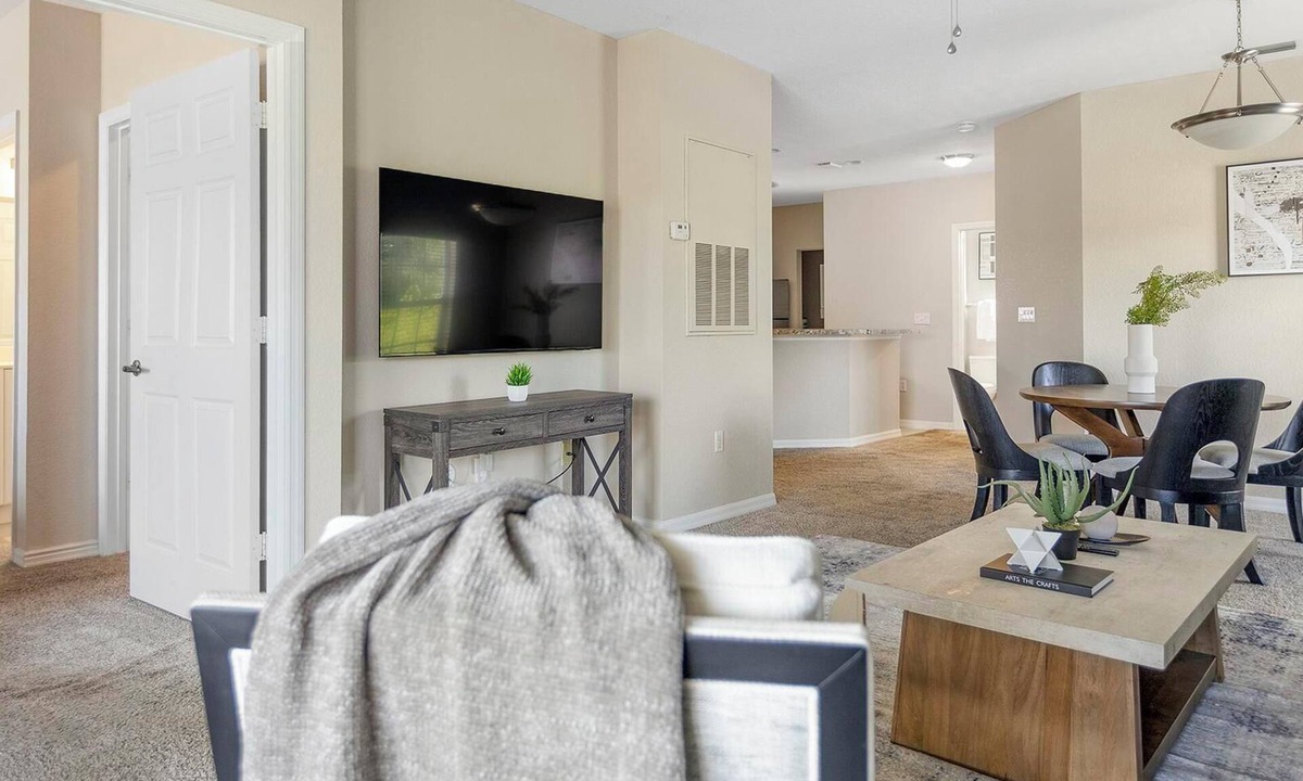 North Port Apartment | Landing | Spectacular 2BD, Courtyard, Gym