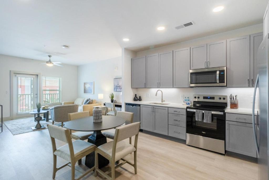 Santa Rosa Beach Apartment | Landing Stunning 1BD Gym Pool