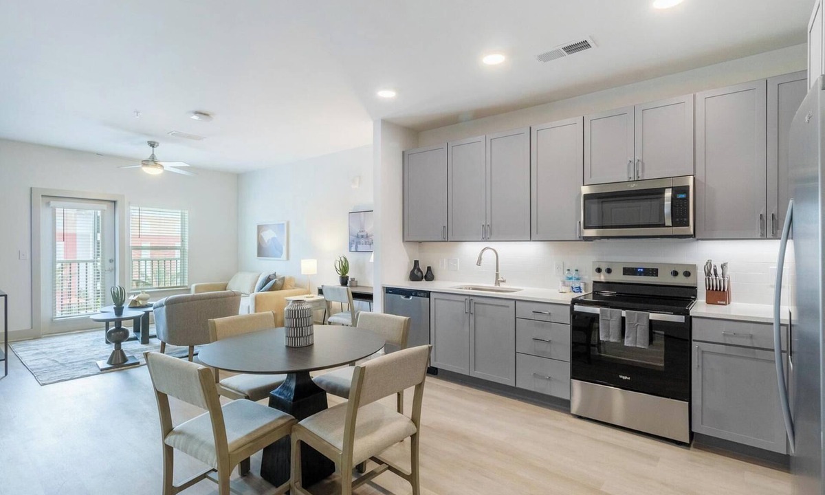 Santa Rosa Beach Apartment | Landing | Stylish 1BD, Yoga Studio, Pool