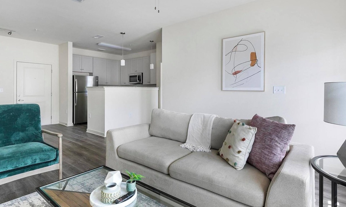 Fort Worth Apartment | Landing | Stylish 2BD in North Fort Worth