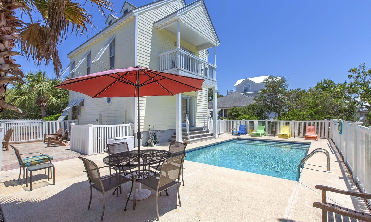 Clipper Cove House | Lemon Fish - Crystal Beach Cottages, Heated Private + Community Pool!