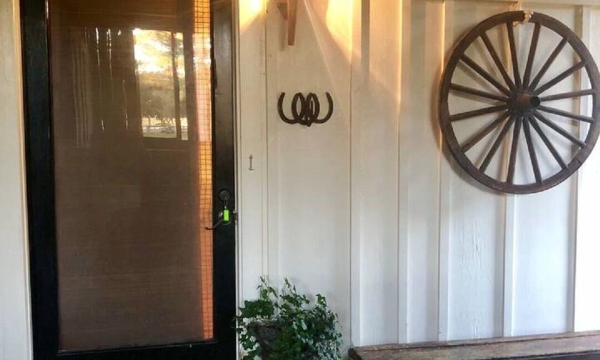 Point Clear Apartment | Little Lob Lolly of Point Clear located in our barn across from our stalls