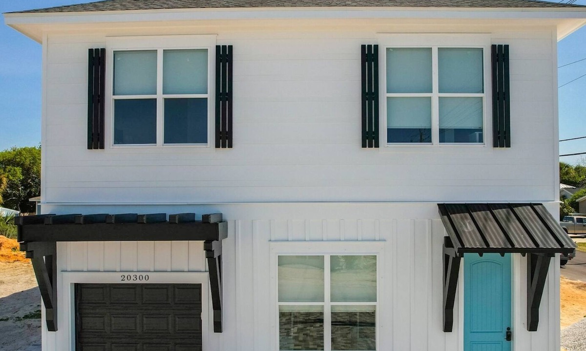 Laguna Beach Estates House | Location, Location, Location! Spacious home with private heated pool & extras!