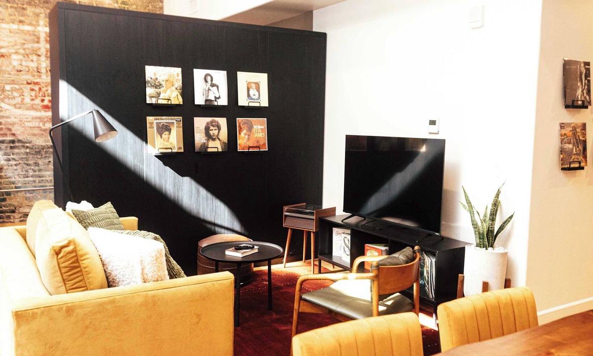 Central City Apartment | Loft 308 - The William - Views over Carrigans