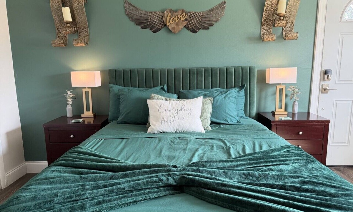 Orlando House | Love Nest Studio nearby highways and Airport