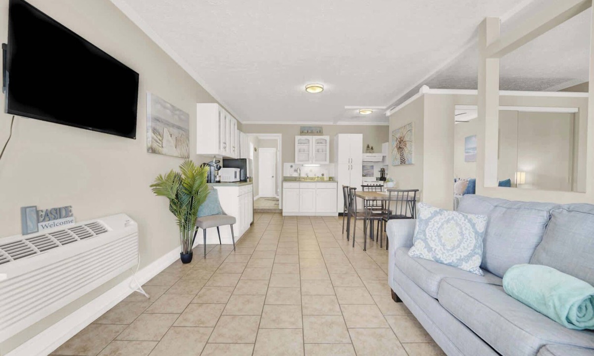 Lynn Haven House | Luxe Guest Suite Near The Emerald Coast of PCB