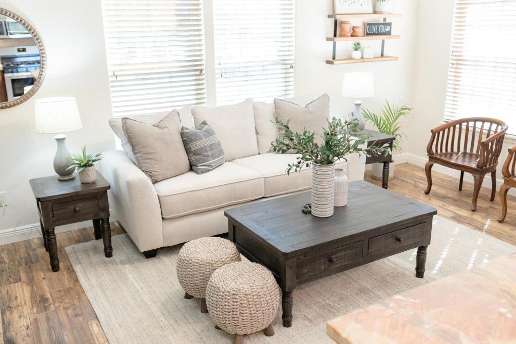 Montgomery House | Luxurious Guest House, Sleeps 6 in 3 Building Retreat in Downtown Montgomery