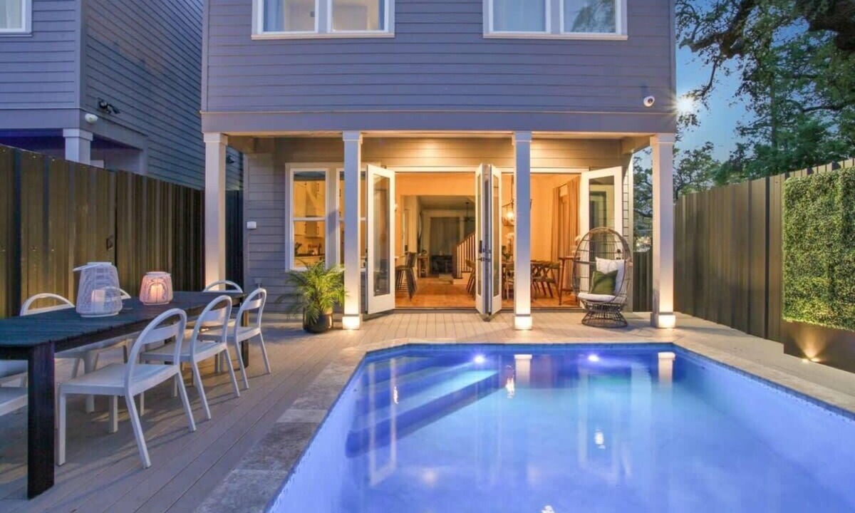 Saint Claude Condo | Luxurious Marigny Home | Heated Pool