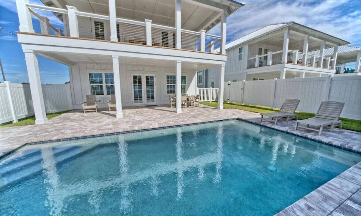 Bid-a-wee Beach House | Luxurious New Home Private Pool Ocean Views