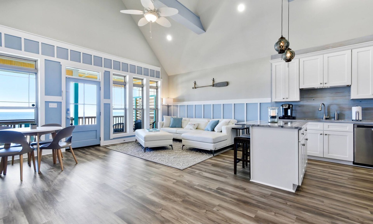 Long Beach House | Luxury Beach Front Home!