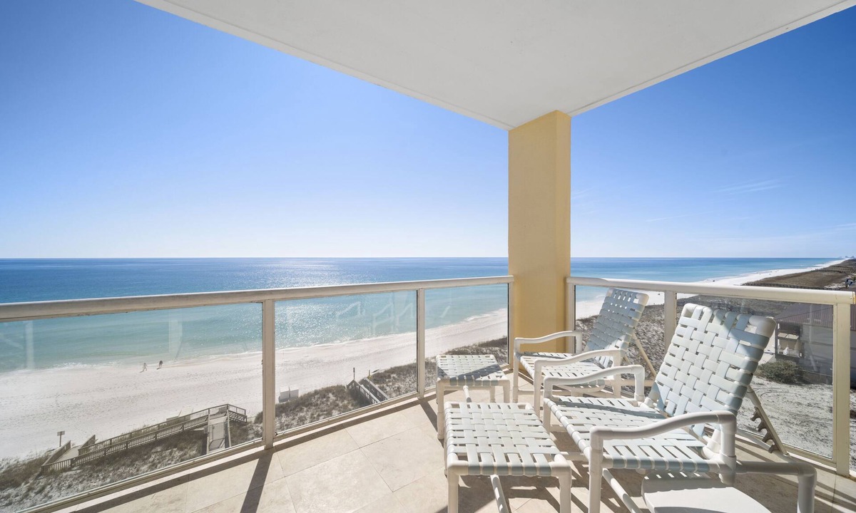 Navarre Beach Condo | Luxury Corner Unit For The Discriminating Traveler with Double Beach Service