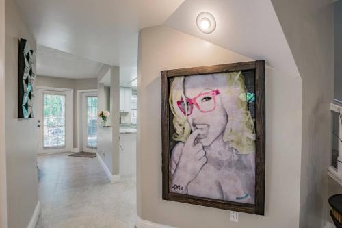 Bayshore Gardens House | Luxury Holistic Oasis by Bayshore/Hyde Park/SoHo