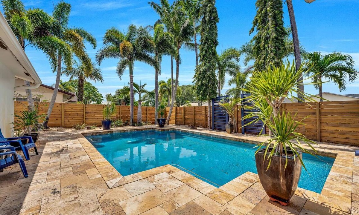 Palm Aire Village East House | Luxury Pool Villa in Fort Lauderdale Sleeps 7