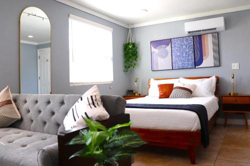 Tampa Apartment | Luxury Studio Suite close to Tampa Airport