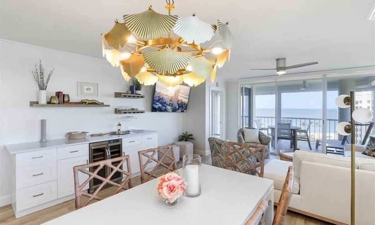 Park Shore Condo | Magnificent views of the Gulf & Clam pass!- WS0804